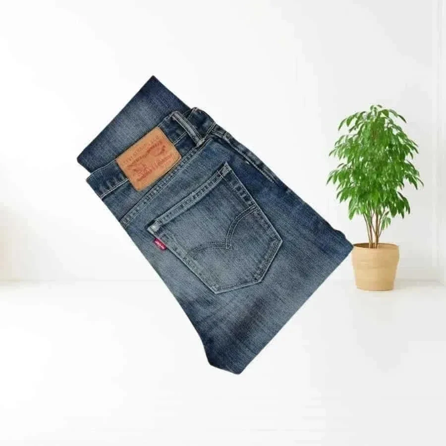 LEVI'S 510 coupe straight fuselée - taille haute medium - extensible - zeer goede staat – photo 10